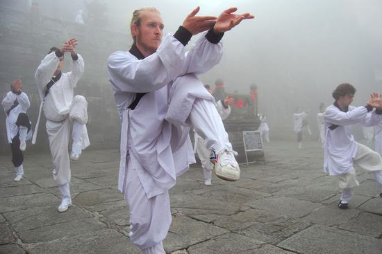 武當(dāng)文化獲世界關(guān)注 武當(dāng)山全域旅游引全球熱捧