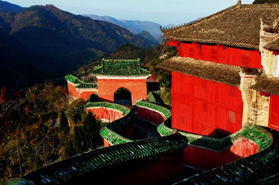 武當(dāng)文化獲世界關(guān)注 武當(dāng)山全域旅游引全球熱捧